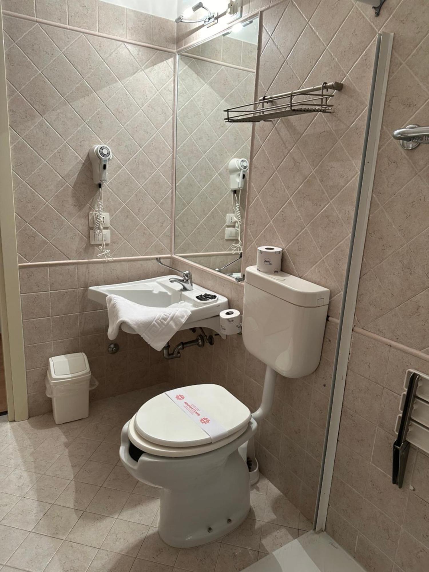Nauthotel Grado Ngoại thất bức ảnh