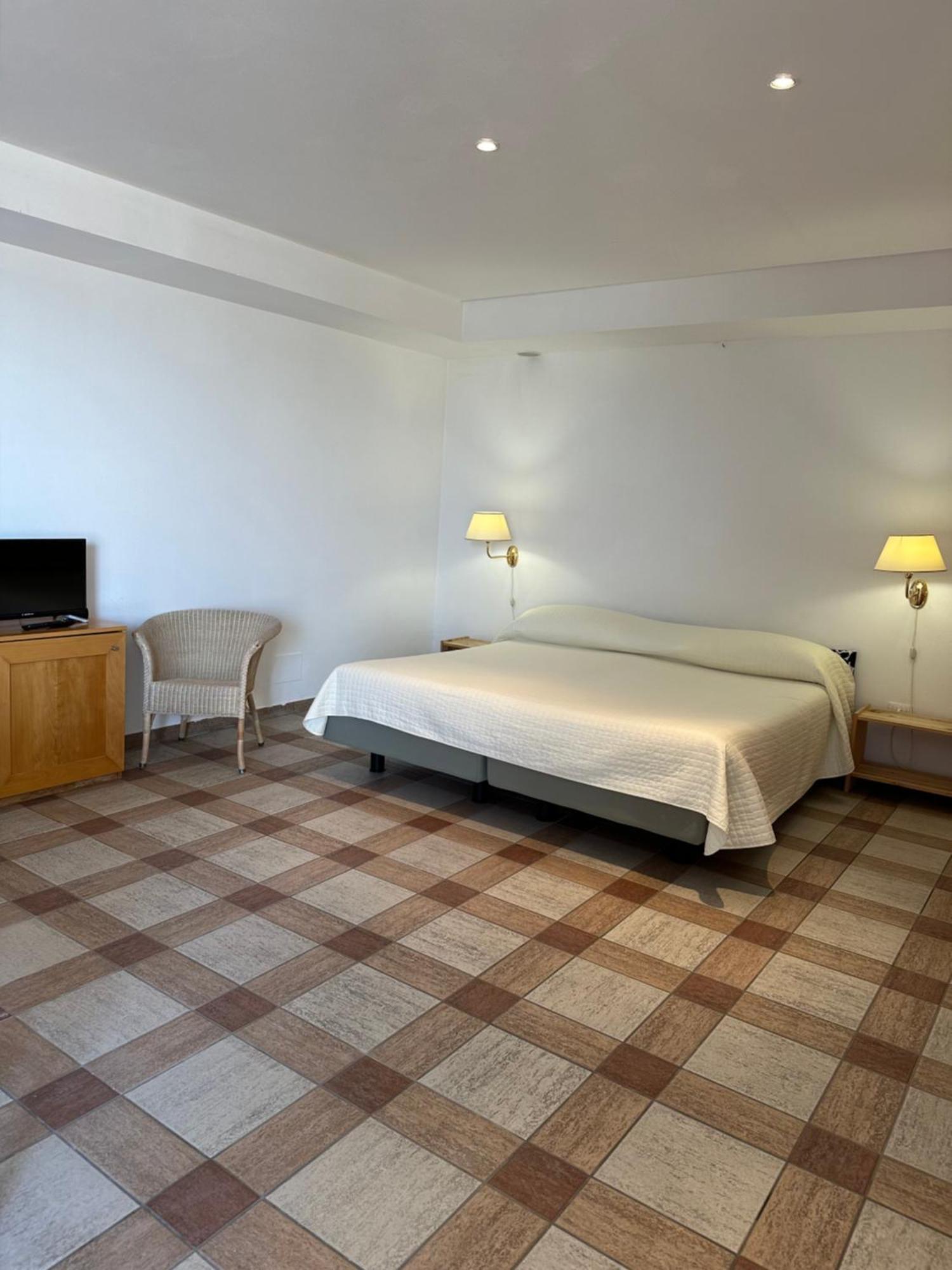 Nauthotel Grado Ngoại thất bức ảnh