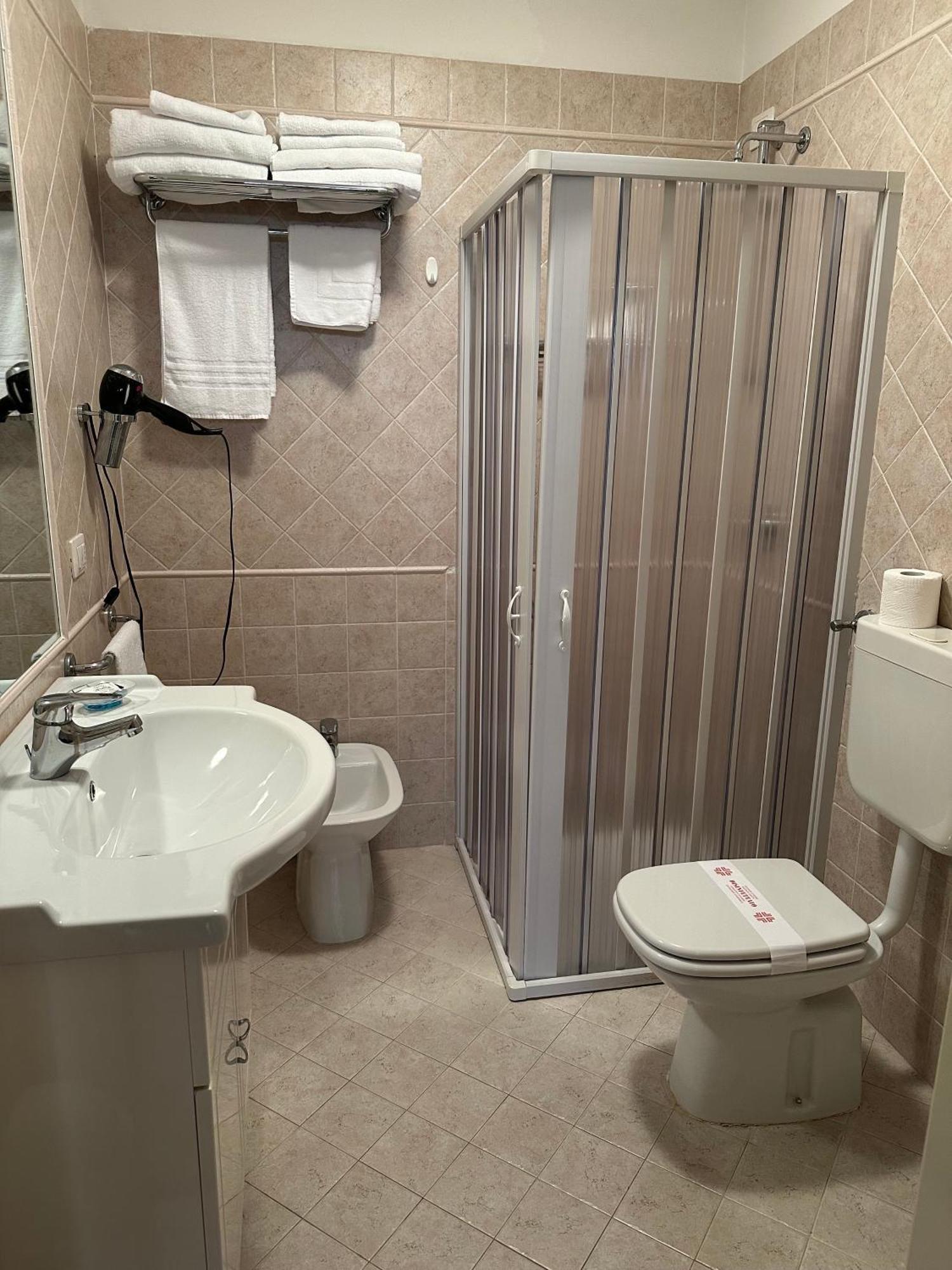 Nauthotel Grado Ngoại thất bức ảnh